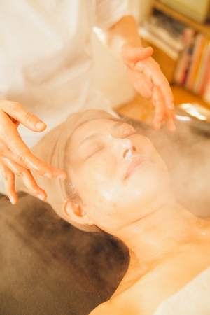 プラセンタアンチエイジングフェイシャル